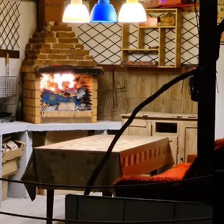 за гости никол Country house *