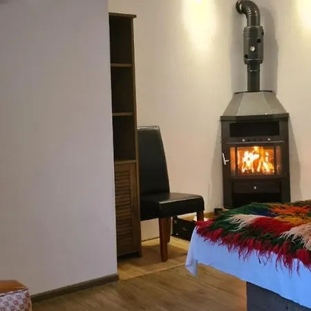 за гости никол Country house *