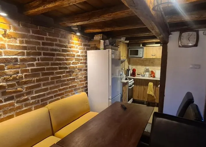 за гости никол Kır Evi *